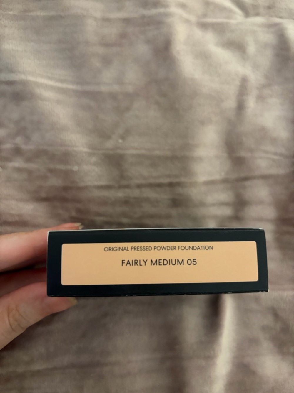 Bare Minerals Powder Foundation - Picture 3 of 3